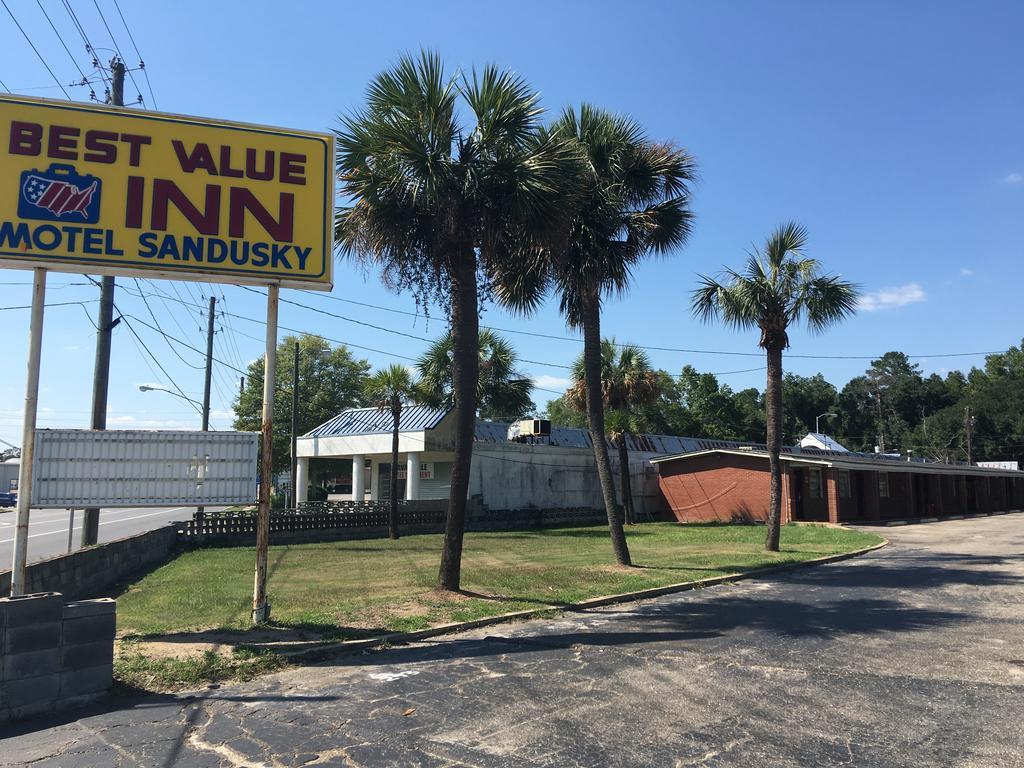 Best Value Inn Motel Sandusky มาเรียนนา ภายนอก รูปภาพ