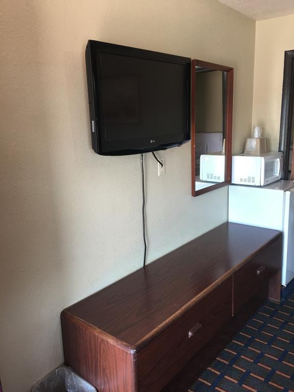 Best Value Inn Motel Sandusky มาเรียนนา ภายนอก รูปภาพ