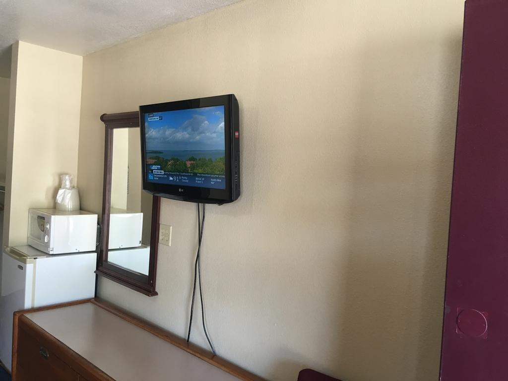 Best Value Inn Motel Sandusky มาเรียนนา ภายนอก รูปภาพ