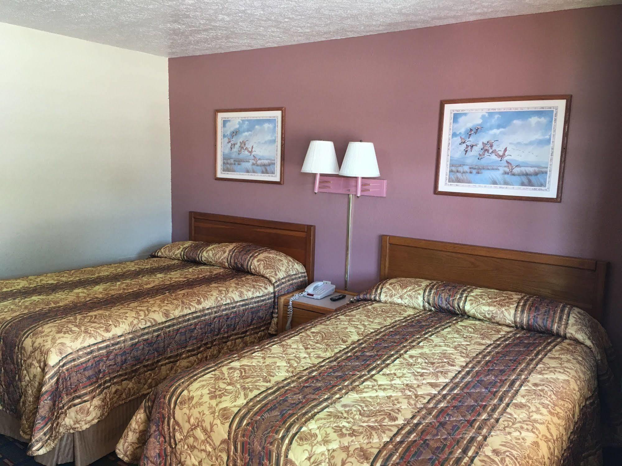 Best Value Inn Motel Sandusky มาเรียนนา ภายนอก รูปภาพ